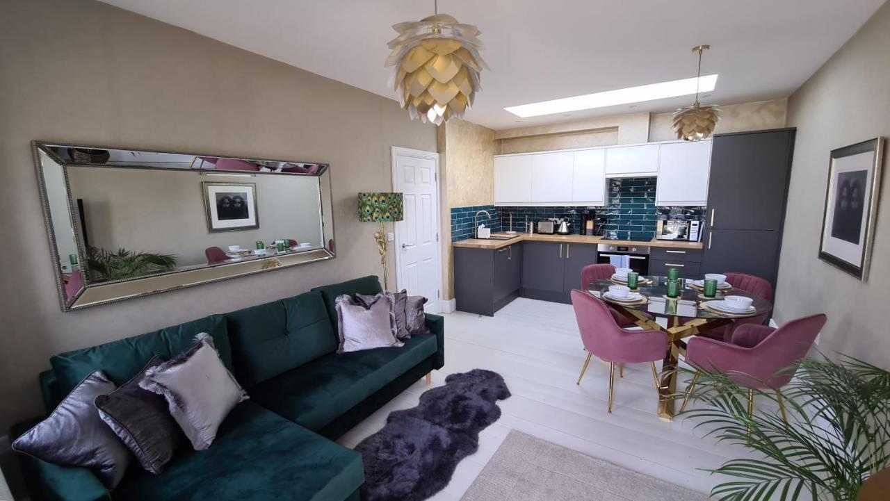 The Loughborough - Elegant, Glamourous Boutique 1 Bed, Central Truro Kültér fotó